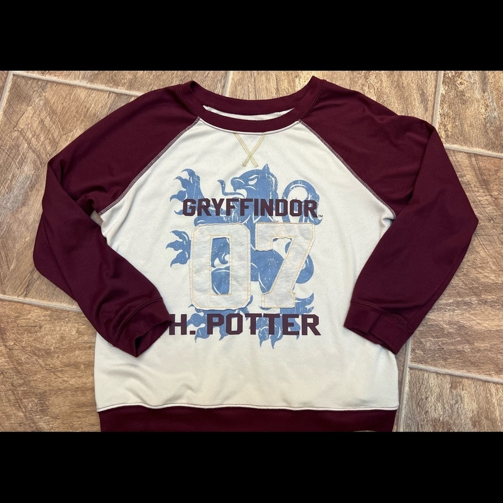 Harry Potter Gryffindor 07 Woman Sz L 12-14 Lightweight Sweatshirt long sleeved - Picture 3 of 7